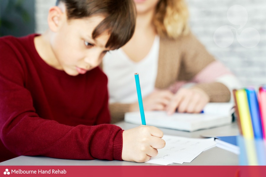 Children's handwriting assessment. 10 habits to look out for.