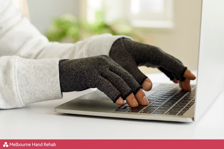 Read our blog: Compression gloves for arthritis